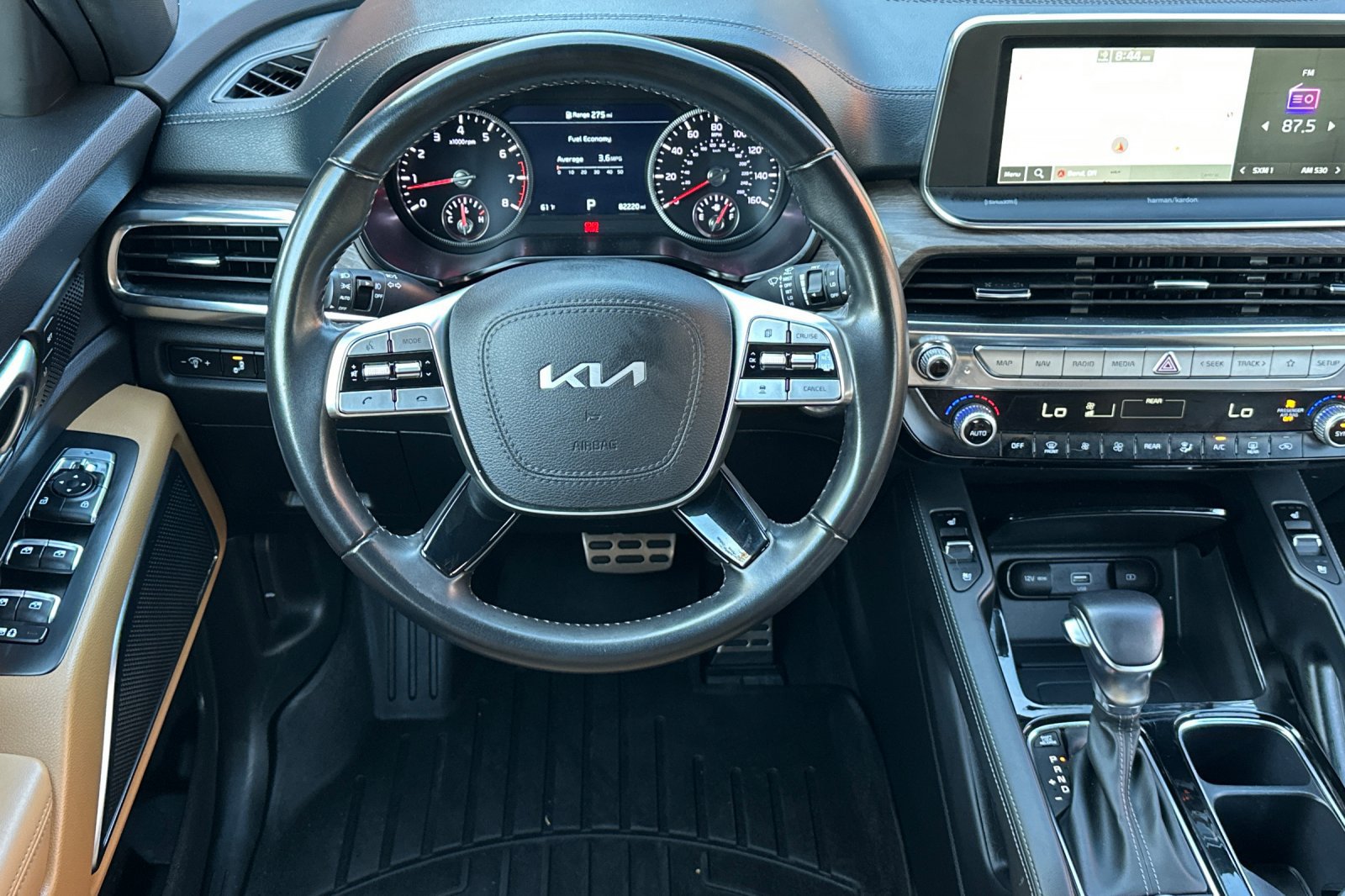 Used 2022 Kia Telluride SX w/ Towing Package FWD image 14
