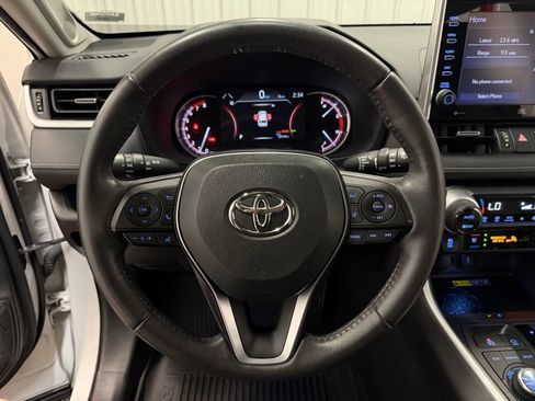 Used 2022 Toyota RAV4 Limited AWD/4WD image 21