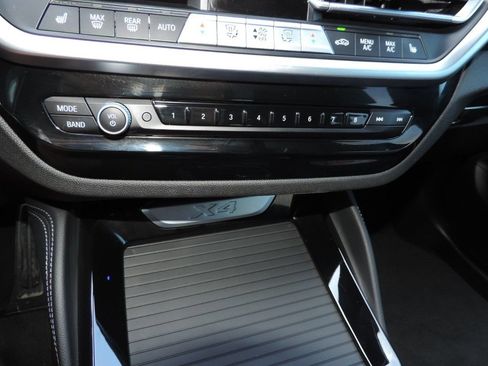 Used 2025 BMW X4 xDrive30i w/ Premium Package AWD/4WD image 25
