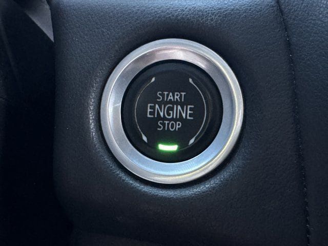 Used 2021 Chevrolet Suburban LT AWD/4WD image 21