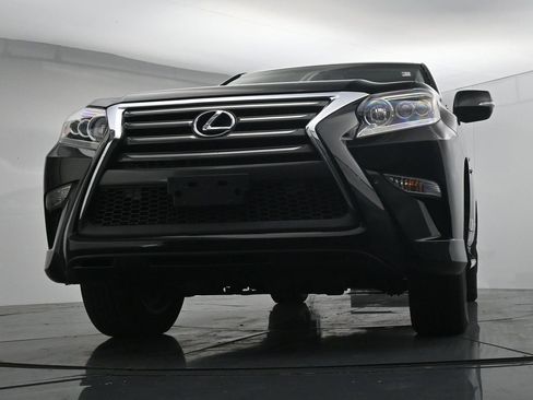 Used 2019 Lexus GX 460 AWD/4WD image 19