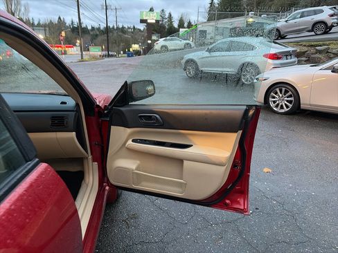 Used 2006 Subaru Forester 2.5X w/ Popular Equipment Group 1F image 12