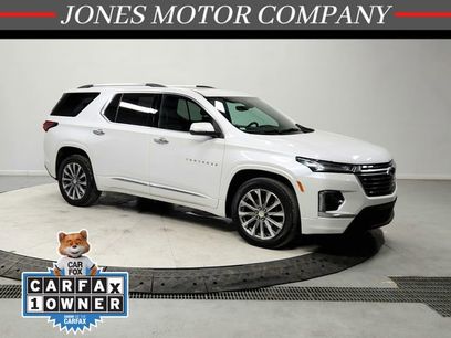 Used 2023 Chevrolet Traverse Premier
