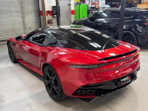 Used 2019 Aston Martin DBS Superleggera image 10