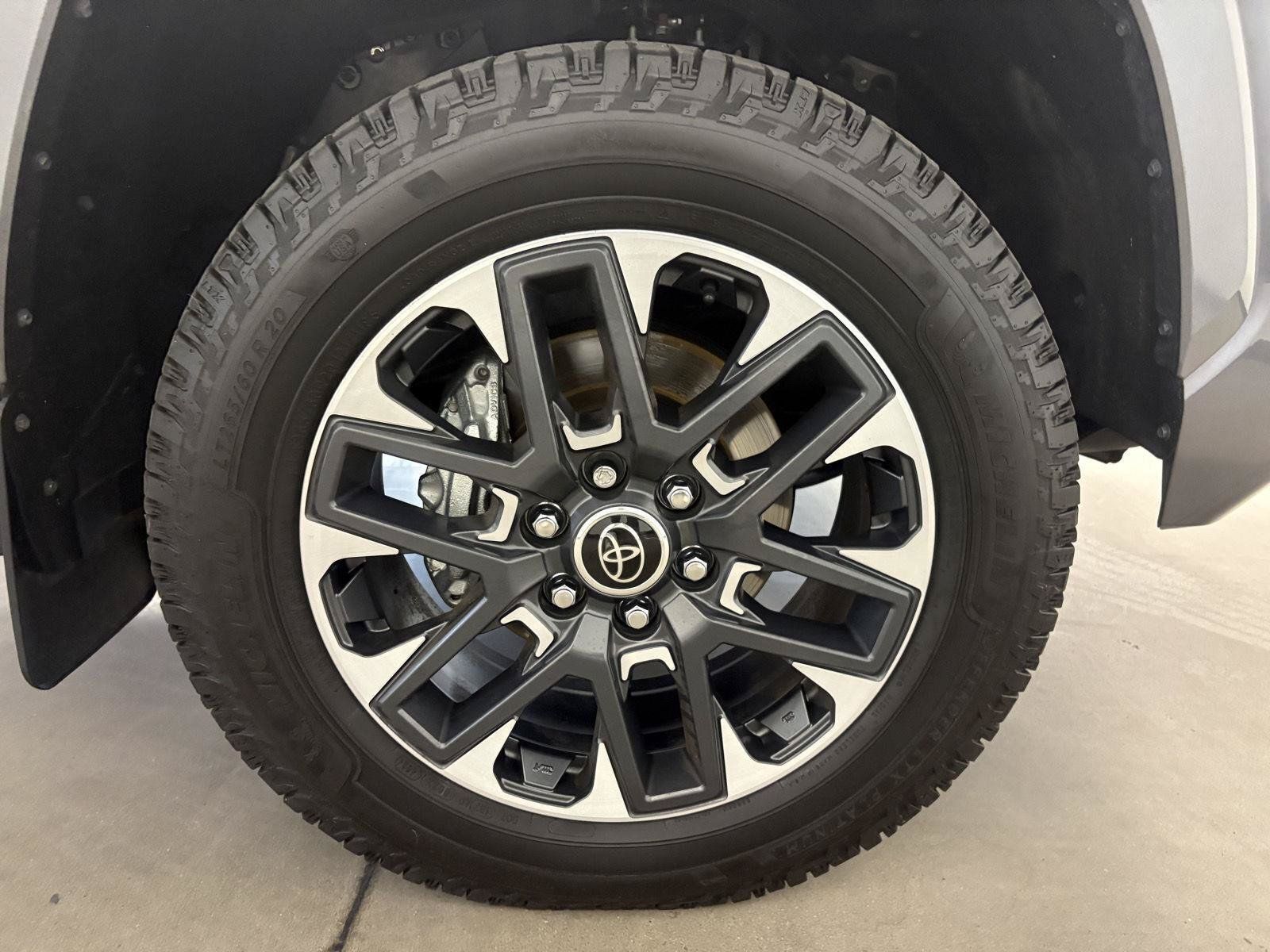 Used 2024 Toyota Tundra Limited AWD/4WD image 48