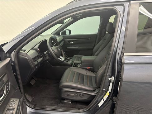 Used 2025 Honda CR-V Sport-L image 9
