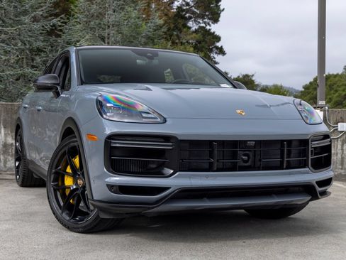 Certified 2023 Porsche Cayenne Turbo GT AWD/4WD image 9