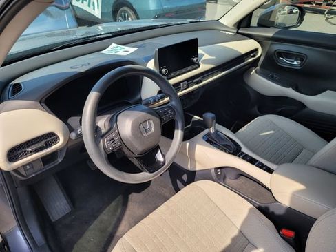 Used 2024 Honda HR-V LX image 5