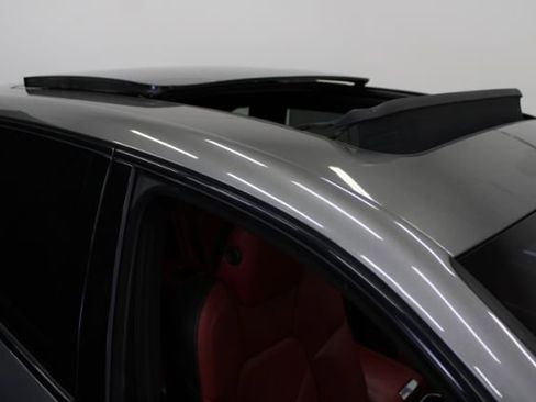 Used 2015 Porsche Cayenne S AWD/4WD image 31