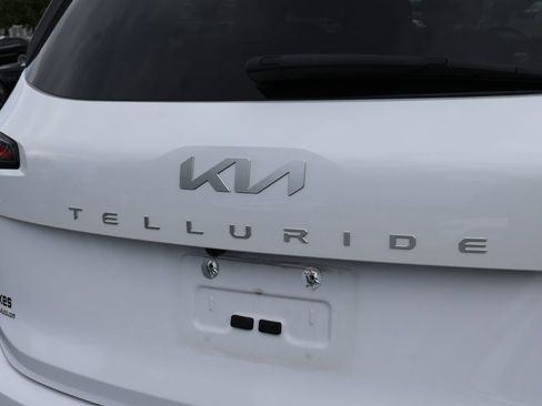 Used 2024 Kia Telluride SX AWD/4WD image 9
