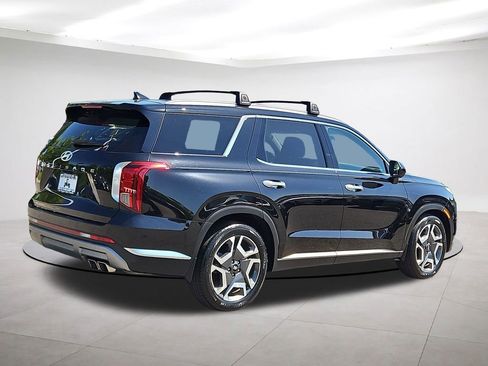 Used 2023 Hyundai Palisade Limited FWD image 7