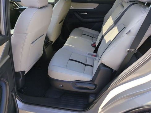 New 2025 MAZDA CX-90 3.3 Turbo w/ Preferred Package image 26