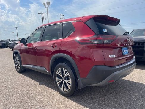 Certified 2022 Nissan Rogue SV FWD image 5