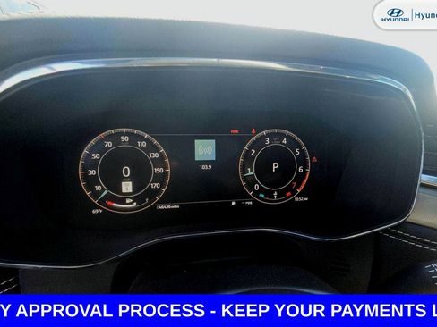 Used 2024 Jaguar F-PACE R-Dynamic S image 15