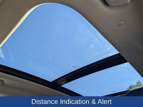 Used 2022 Lincoln Nautilus Reserve w/ Equipment Group 201A image 12