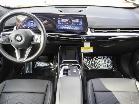 Certified 2025 BMW X1 xDrive28i w/ Convenience Package image 12