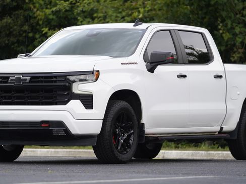 Used 2023 Chevrolet Silverado 1500 RST w/ Redline Edition AWD/4WD image 35