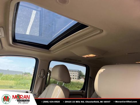 Used 2010 GMC Yukon XL SLT w/ Regional Value Package AWD/4WD image 19