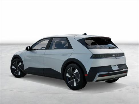 New 2026 Hyundai Ioniq 5 SEL image 5