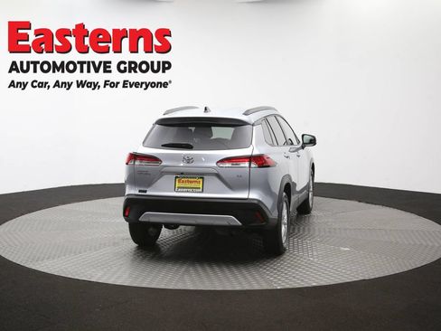Used 2025 Toyota Corolla Cross LE FWD image 37