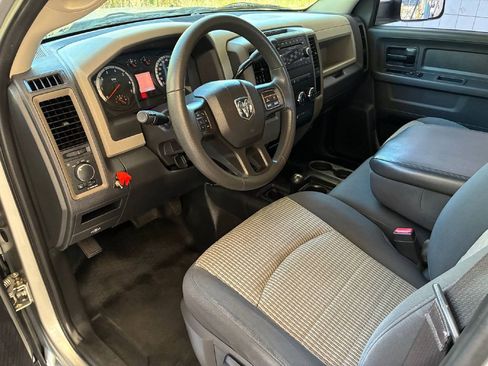 Used 2012 RAM 2500 ST w/ Chrome Appearance Group image 10