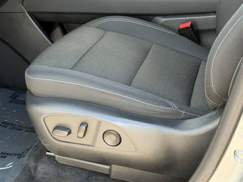 Used 2024 Chevrolet Traverse LT AWD/4WD image 20