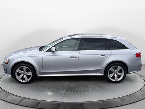 Used 2016 Audi A4 Premium Plus w/ Technology Package AWD/4WD image 4