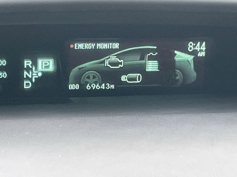 Used 2014 Toyota Prius Three image 31