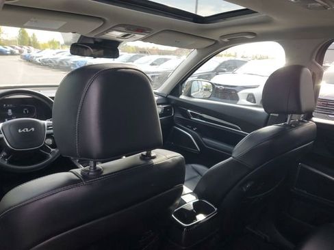 Certified 2024 Kia Telluride S w/ S Sunroof Package AWD/4WD image 10