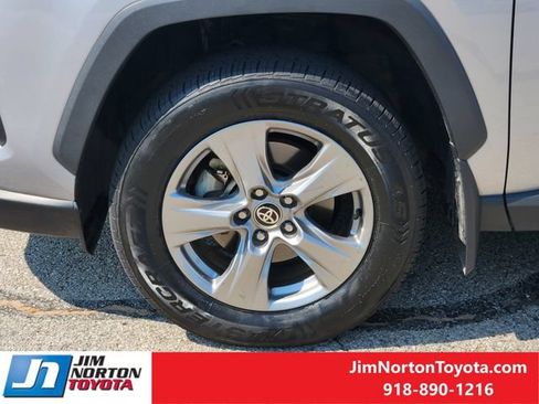 Used 2024 Toyota RAV4 XLE w/ Convenience Package FWD image 13