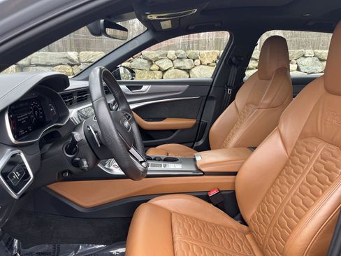 Used 2021 Audi RS 6 w/ Executive Package AWD/4WD image 34