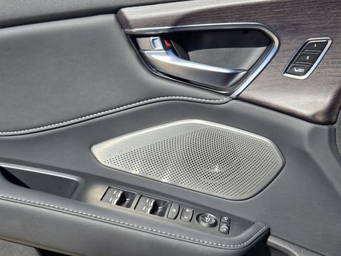 Certified 2025 Acura RDX SH-AWD w/ Advance Package image 23