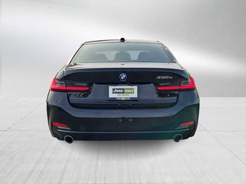 Used 2023 BMW 330e image 7