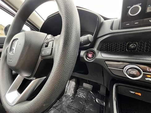 Used 2025 Honda CR-V LX image 21