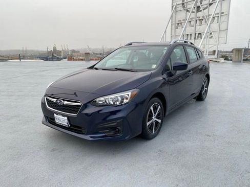 Used 2019 Subaru Impreza 2.0i Premium image 4