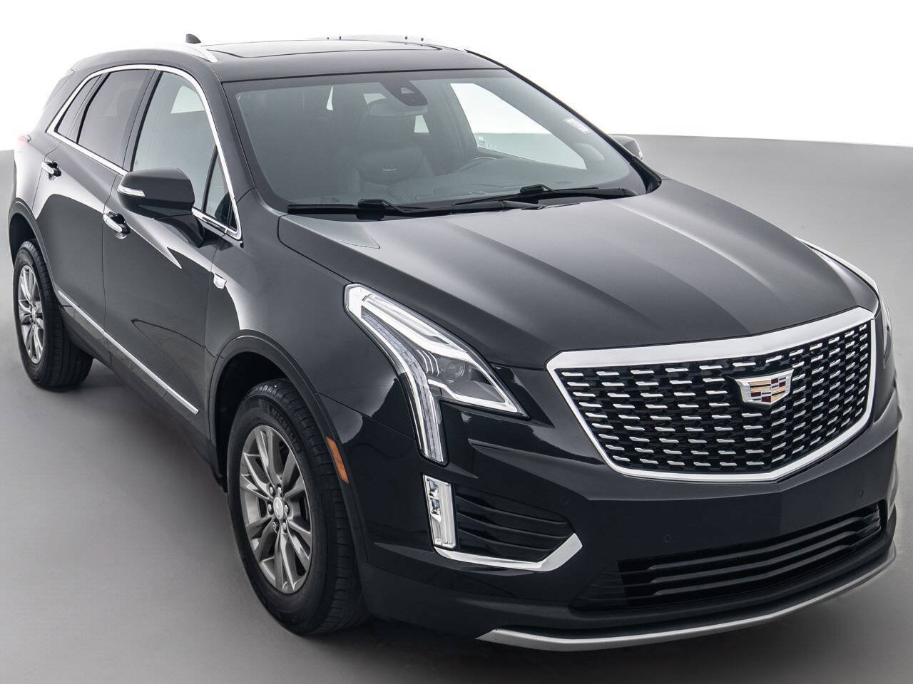 Used 2021 Cadillac XT5 Premium Luxury AWD/4WD image 1