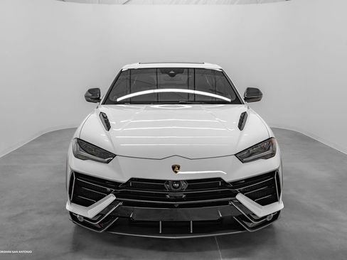 Used 2023 Lamborghini Urus Performante AWD/4WD image 12