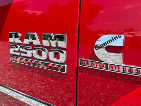 Used 2018 RAM 2500 Laramie AWD/4WD image 12