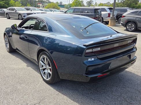 Used 2024 Dodge Charger Daytona Scat Pack w/ Plus Group AWD/4WD image 8