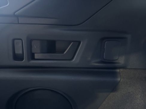 Used 2020 Subaru Outback Limited w/ Popular Package #2 image 16