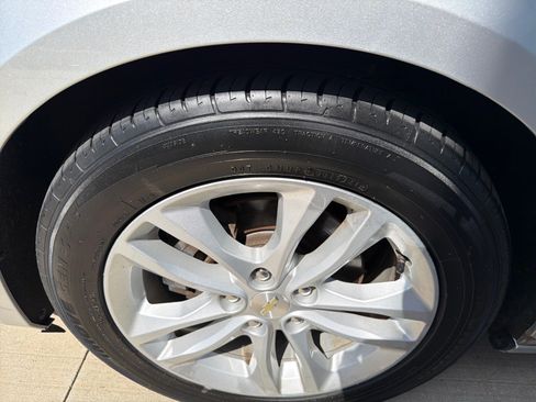 Used 2016 Chevrolet Malibu LT FWD image 10