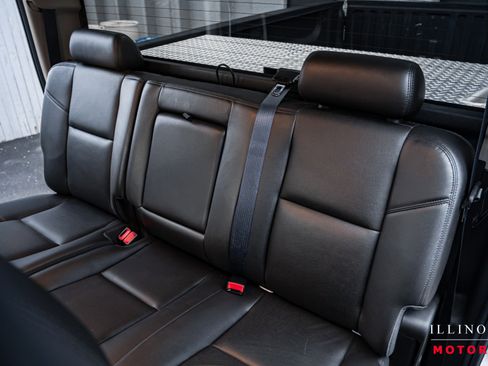 Used 2013 GMC Sierra 3500 Denali image 29