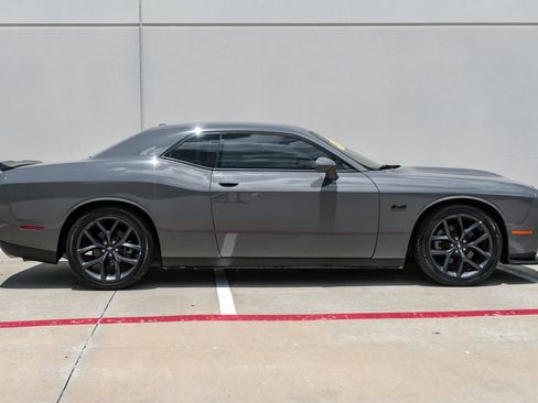 Used 2023 Dodge Challenger R/T w/ Blacktop Package RWD image 3