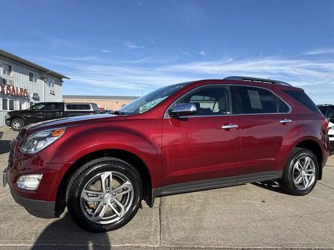 Used 2017 Chevrolet Equinox Premier w/ Enhanced Convenience Package image 2