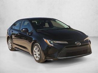 Used 2023 Toyota Corolla LE FWD video 3