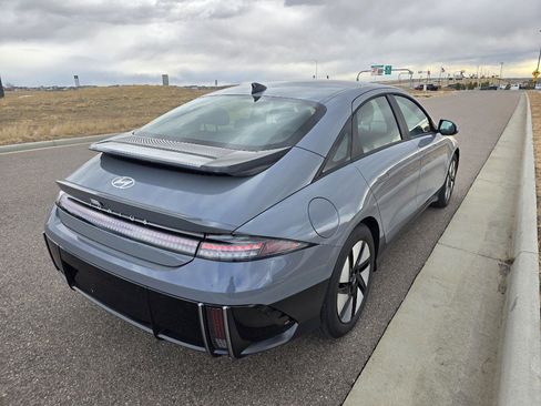 New 2025 Hyundai Ioniq 6 SE image 5