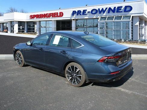 Used 2025 Honda Accord Touring image 4