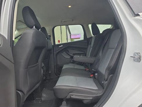 Used 2018 Ford Escape SE FWD image 32