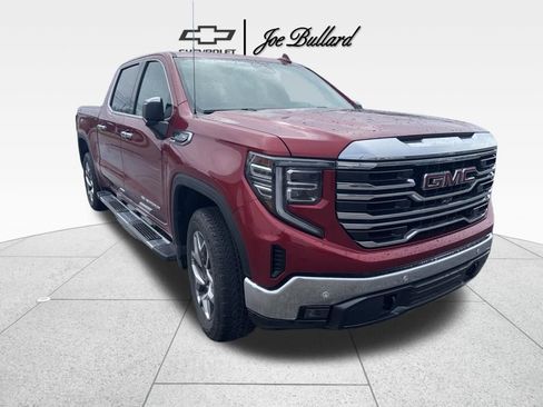 Used 2024 GMC Sierra 1500 SLT w/ SLT Premium Plus Package image 1