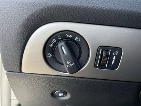 Used 2019 Dodge Durango SXT RWD image 29